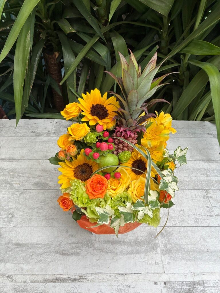 お誕生日　フラワーアレンジ　今川