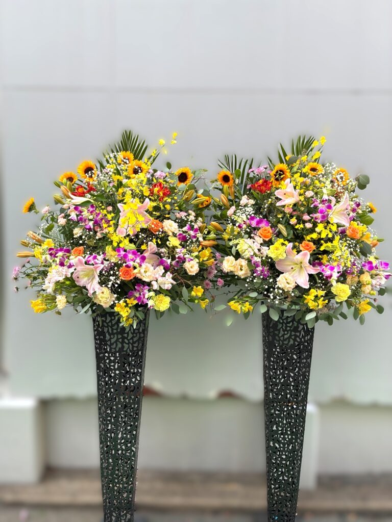 オープン祝　生花スタンド　片江