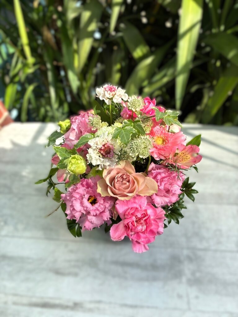 受付用　フラワーアレンジ　香椎浜