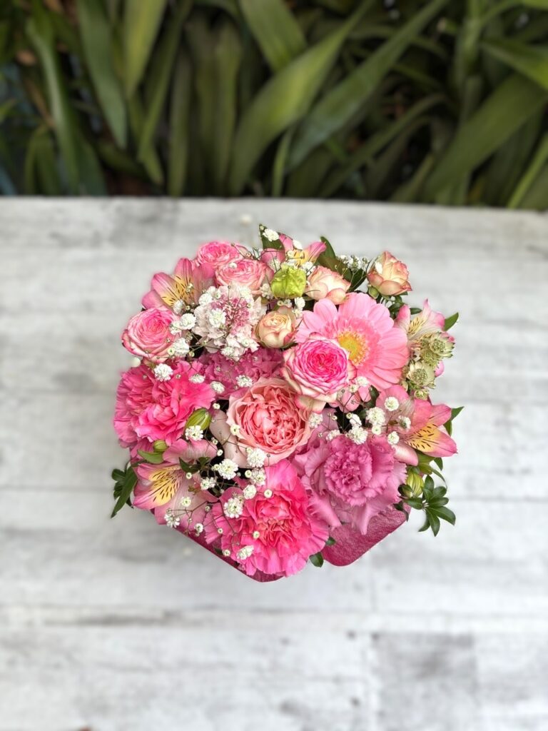 お誕生日　フラワーアレンジ　鹿児島