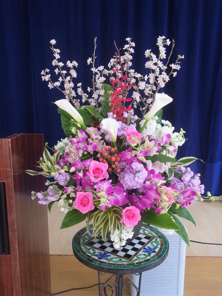 ブルーベルスペシャル　演台盛花