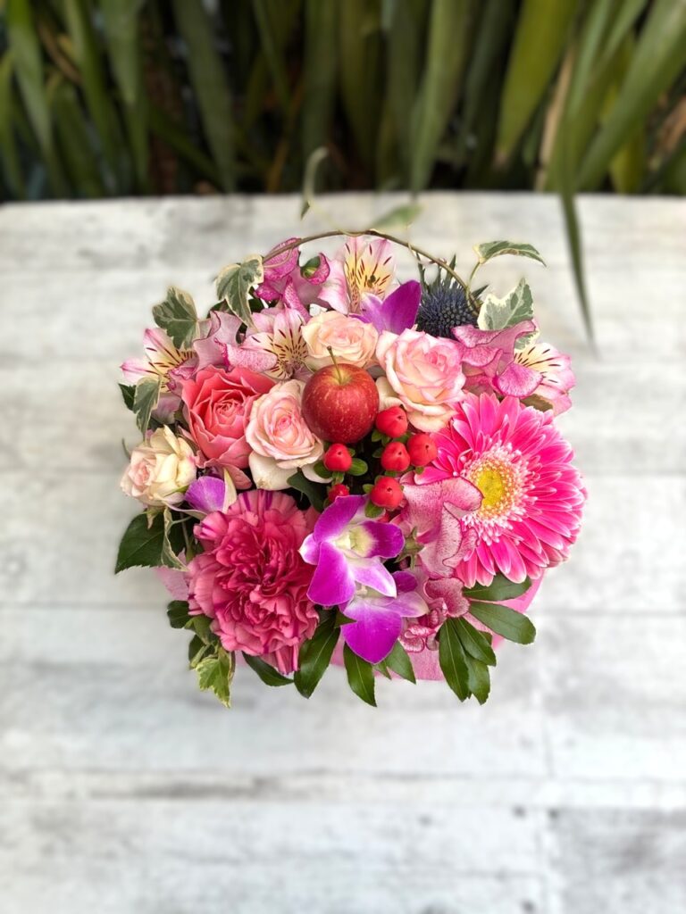 お誕生日　フラワーアレンジ　箱崎ふ頭