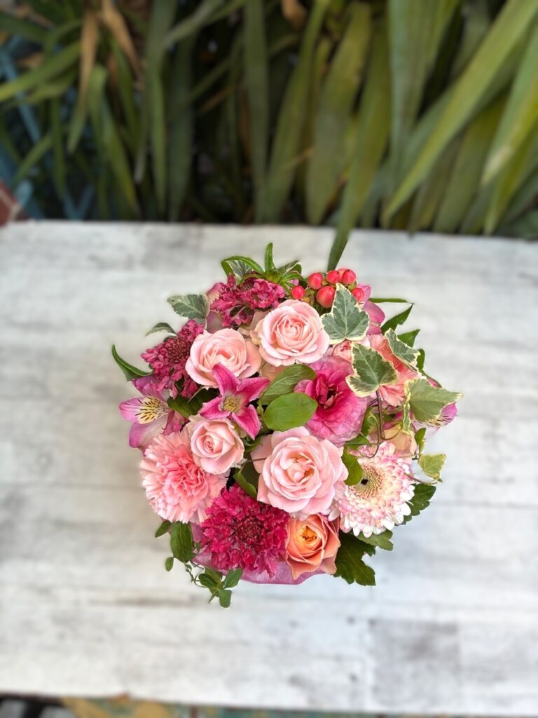 お誕生日　フラワーアレンジ　吉塚本町