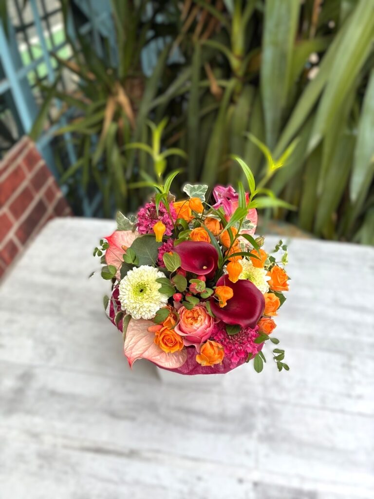 お誕生日　フラワーアレンジ　長尾