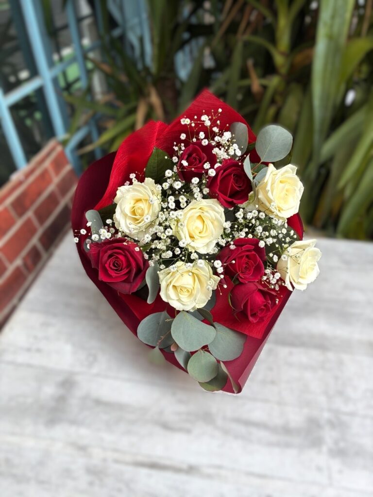 Happy Birthday  花束　博多駅前